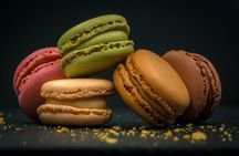 Paris: Arc de Triomphe Tour and Taste of Macarons