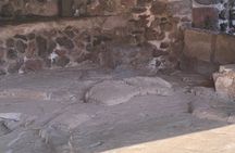 GUIDED TOUR PLUS in RUINS "TEMPLE MAJOR" with OFFICIAL GUIDES