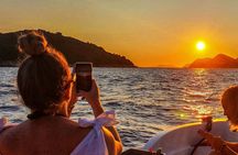 Marmaris Sunset Boat Trip with Swim Stops and Unlimited Drinks