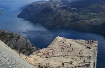 Guided Pulpit Rock Hiking Tour Experience in Stavanger