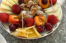 Split History and Gastro Small-Group Tour with Food and Wine