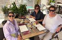Split History and Gastro Small-Group Tour with Food and Wine