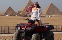 Private Tour in Pyramids of Giza with Lunch and Camel Ride