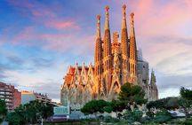 Barcelona Private Sagrada Familia Tour Skip-the-line tickets