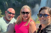 From Seattle to Snoqualmie Falls and Wineries Private Tour