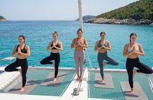 Private Sunset Yoga and Sail Cruise in Athens