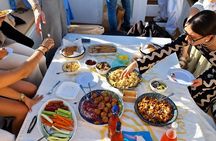 Private boat tour Giardini Naxos Taormina with platter and wine