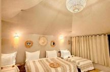 Erg Chebbi Camel Trek. overnight at luxury camp