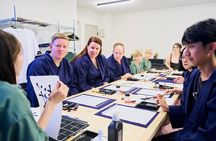 Tokyo: Shinjuku Calligraphy Workshop – Premium All-inclusive
