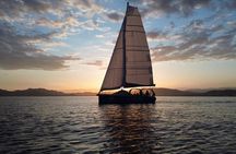 Sunset Sailing Cruise with aperitif at the Island