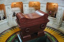 Paris Napoleon's Tomb and Les Invalides Small Group Tour