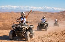 Marrakech : Agafay Desert: traditionnel dinner ,camel ride & Quad
