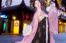 Hanfu Photoshoot Experience at Shanghai Yu Garden