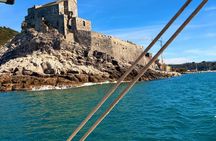 Shared Sunset Tour by Catamaran Gulf of Poets