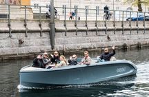Copenhagen Canal Tour with Electric Boat and Guide