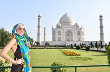 Sunrise Taj Mahal Tour From Delhi by car