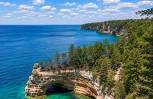 Great Lakes & Mackinac Island 4-Day Small Group Tour from Chicago