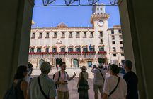 Alicante Photo Secrets: Walking Tour with Photos Included