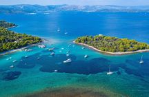 Blue Lagoon Half Day Xcape Catamaran Tour from Split