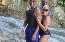 Montego Bay City Tour with Local Food and Souvenir Stops