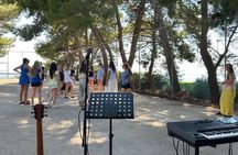 Guide to Greek culture: Dance lessons and walk in Kefalonia .
