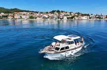 Zadar Boat Tour: Hidden Coves & Fresh Onboard Dalmatian Meal