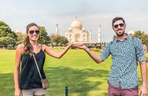 All Inclusive Taj Mahal Day Trip from Delhi by Car or Train