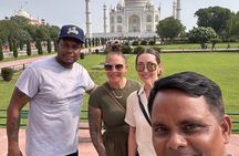 From Delhi: Agra Overnight Tour with Sunrise & Sunset Taj Mahal