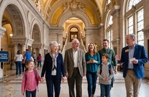 Private Historic Family Walking Tour in Dublin