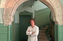 From Busy Paris To Quiet Paris : An Afternoon Stroll With A Local