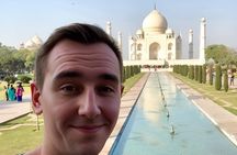 Same Day Taj Mahal Tour: Effortless Private Car Trip from Delhi