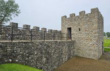 Hadrian's Wall, Vindolanda and Bamburgh Castle Private Tour