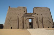 Private Aswan to Luxor Tour with Kom Ombo and Edfu Temples