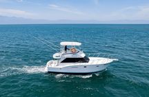 Private Hatteras 42' Boat: Custom Fishing & Snorkel Cruise