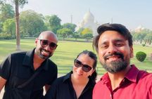 Private Taj Mahal & Agra Tour from Delhi by Car with 5* Lunch