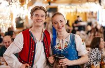 Prague: Folkloric Dinner with Transfer