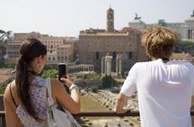 Rome: Guided Group Tour of Colosseum, Palatine Hill & Roman Forum