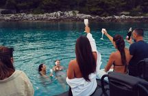 Brač Island Speedboat Cruise with Snorkeling and Sparkling Wine