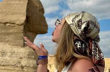 Private Tour in Pyramids of Giza with Lunch and Camel Ride
