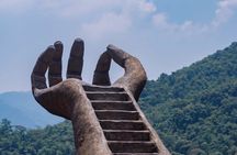Guangzhou to Gulong Gorge Glass Bridge and Waterfall Private Tour