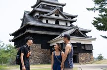 Matsue Castle Guided Tour - With a Local Guide and an Audioguide