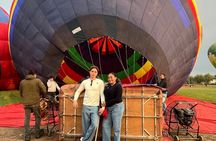 Flight in Teotihuacan Hot Air Balloon with Transportation and Breakfast