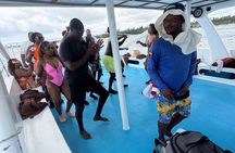 Punta Cana Catamaran Party Boat: Snorkeling, Open Bar & Snacks.