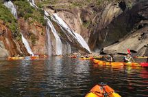 Kayaking to Ézaro Waterfall: Guided Kayak Tour