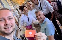 Accessible Rome Private Golf Cart Tour with Drinks