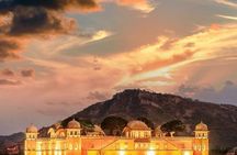 Guided Jaipur City Tour by Car All Inclusive