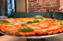 Pizza and Gelato Tasting Tour in Rome