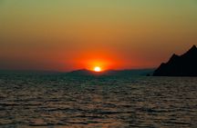 Sunset Boat Tour and Cinque Terre Aperitif from Monterosso