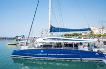 Blue Diamond Catamaran Premium with drinks food and bath