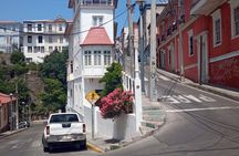 Half a Day Walking Tour with a local Valparaíso Tour Guide